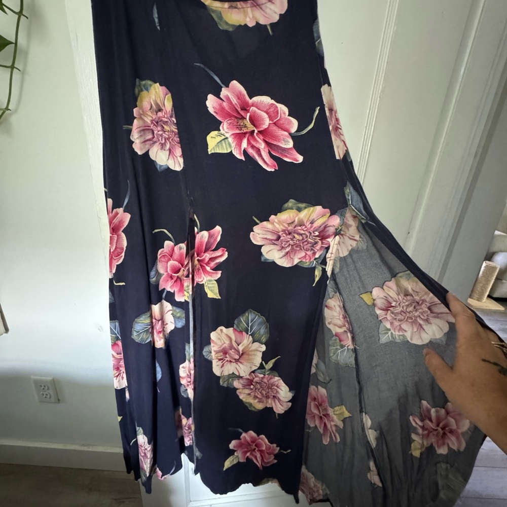 Floral Maxi Dress - URBAN OUTFITTERS - Picture 5 of 7